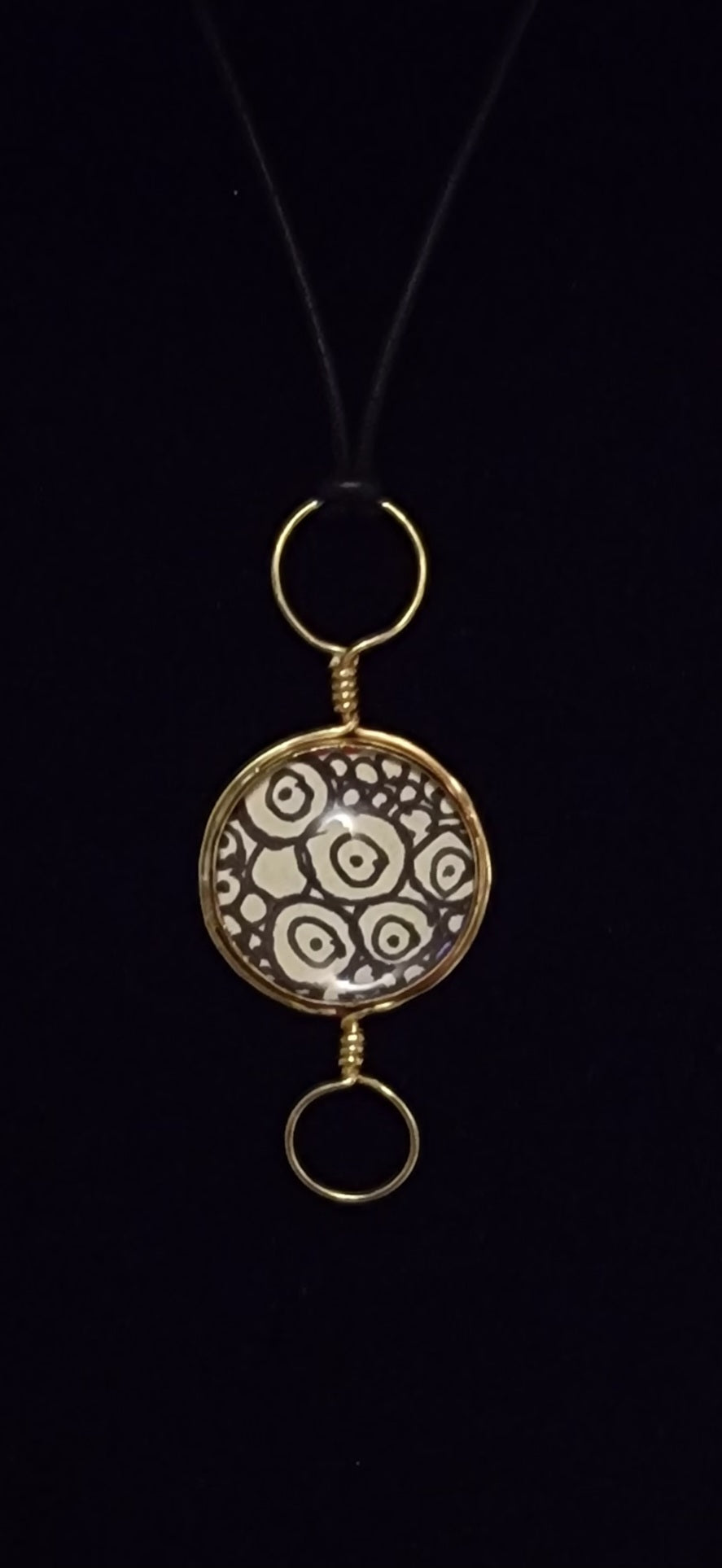 Circles Galore Black & White Necklace